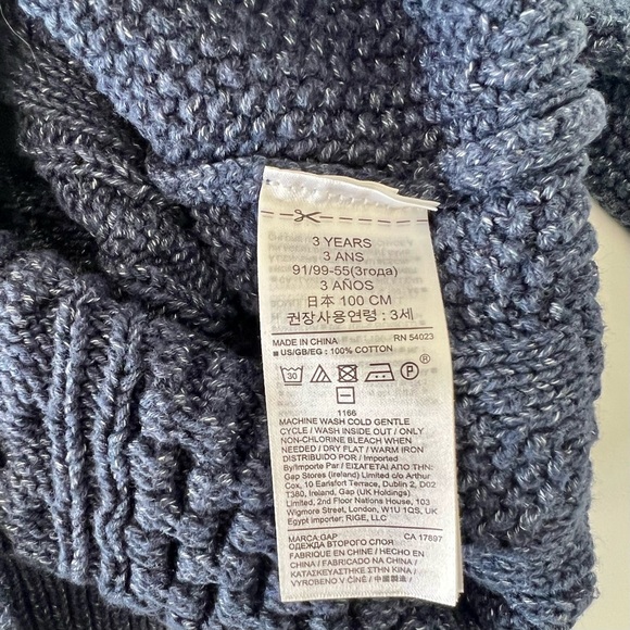 GAP Navy Cable-Knit Sweater - Picture 7 of 11